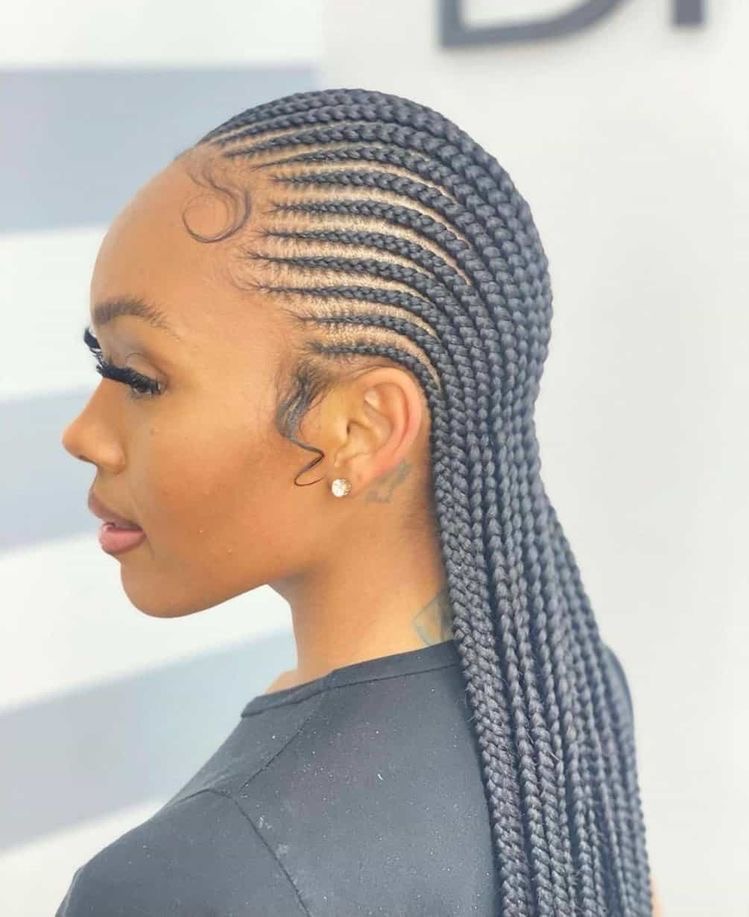 Prestation Nattes collées simples réalisée au salon MS Beauty